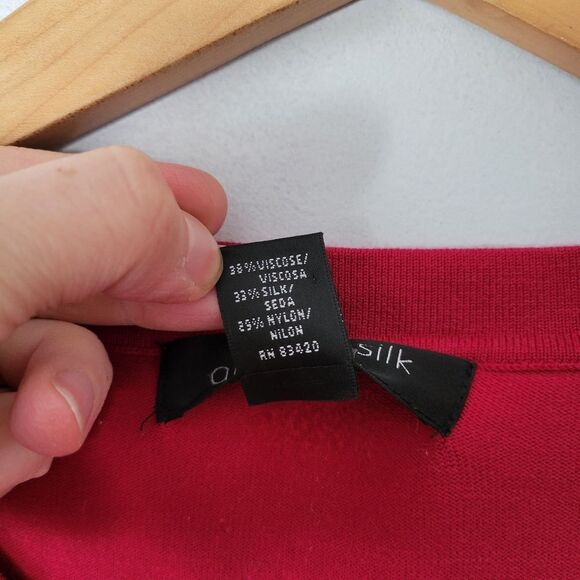 August Silk Magenta Knit Sweater 3/4 Sleeves Small - Picture 4 of 5